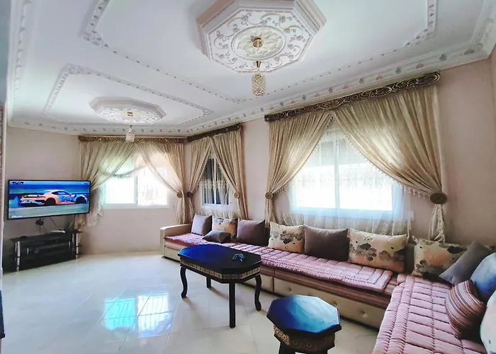 Appartement Au Premier Etage 3 Facades Et 2 Chambres