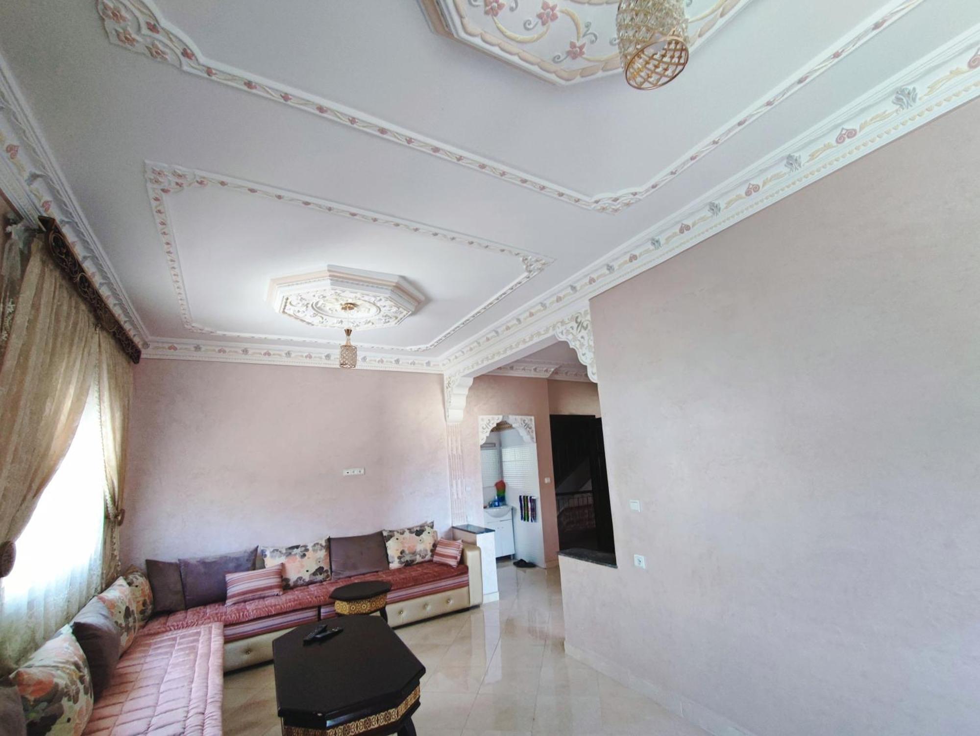 Au Premier Etage 3 Facades Et 2 Appartement